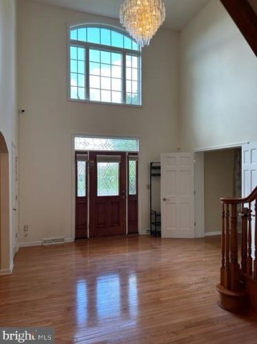 381 Thornhill Dr, Hanover PA  17331-7976 exterior