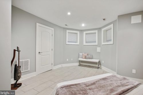 2208 Q St, Washington DC 20001-1955 exterior