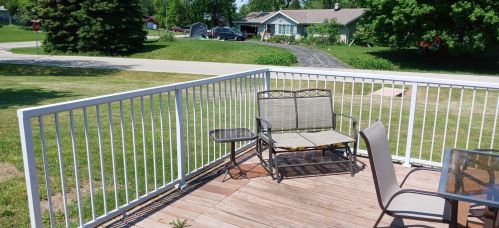 8010 67th St, Milwaukee, WI 53223-3302