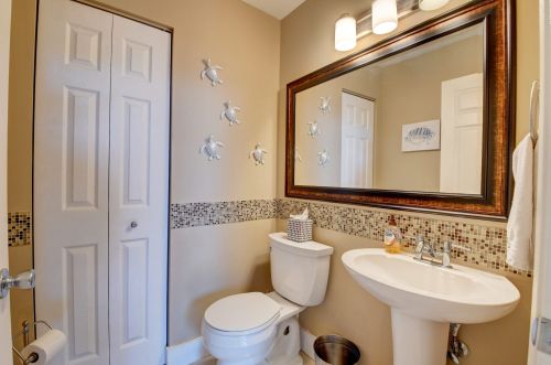 6828 Ashton St, Boynton Beach FL 33437-6039 exterior