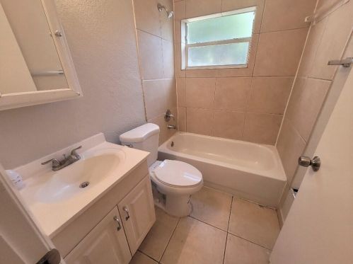 126 12 Ave, Boynton Beach FL 33435-6024 exterior