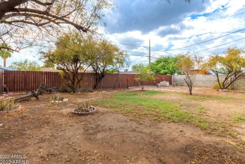 4246 30 Dr, Phoenix AZ 85009-5071 exterior