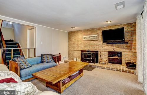 2614 Claret Dr, Fallston MD 21047-2118 exterior