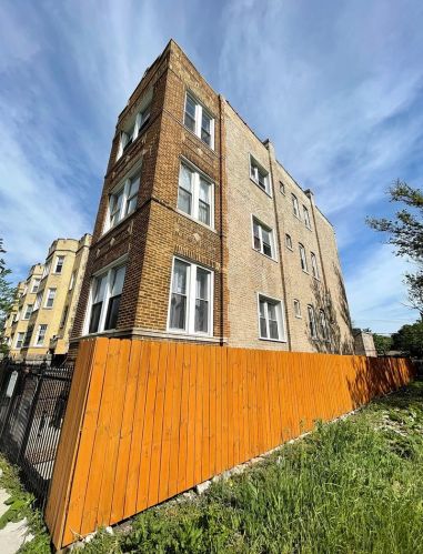 3810 Ohio St, Chicago, IL 60624-1135