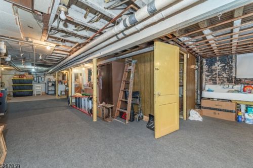 494 13 St, Newark NJ 07107-1105 exterior