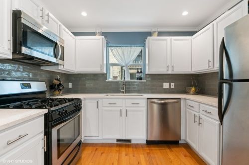 2113 Kedzie Ave, Chicago IL 60623-3315 exterior