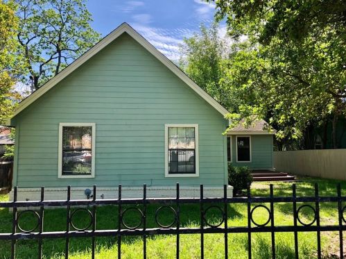 2403 3rd St, Austin TX  78704-5303 exterior