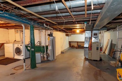 118 10 St, Duluth MN 55806-1227 exterior