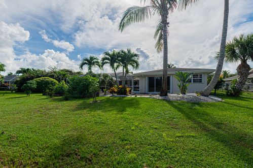 1891 Erwin Rd, Fort Pierce FL  34952-5517 exterior