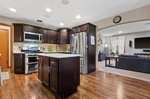 2917 38, Milwaukee WI 53210-2549 exterior