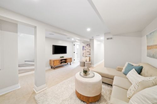 9701 Ln Salle St, Chicago IL 60628-1331 exterior