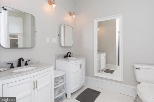 5213 Catharine St, Philadelphia PA 19143-2625 exterior