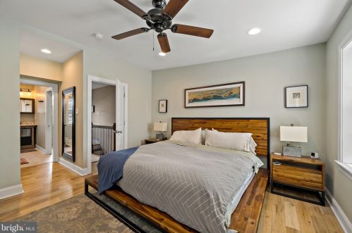 912 American St, Philadelphia PA 19140-5726 exterior