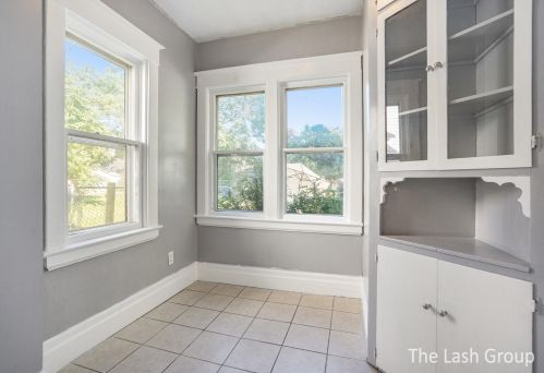 934 Dorchester Ave, Grand Rapids MI 49503-4806 exterior