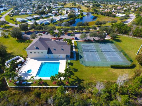 3600 Red Tailed Hawk Dr, Fort Pierce FL 34952-3023 exterior