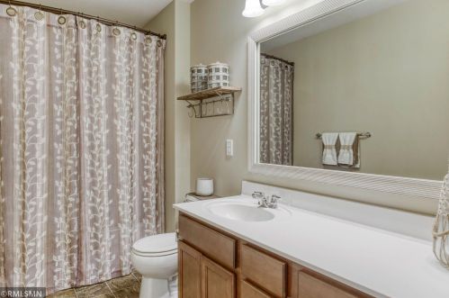 11724 Ivywood Trl, Saint Paul MN 55129-7758 exterior