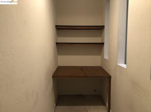 3733 Clayton Rd, Concord CA 94521-2555 exterior