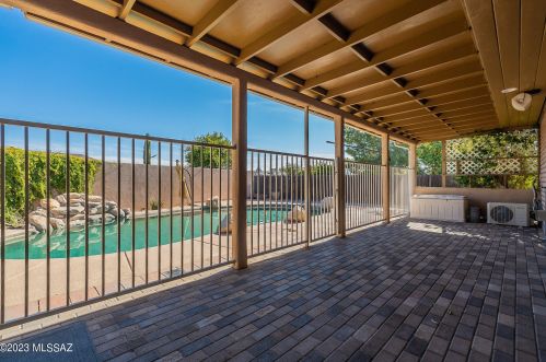 4801 Red Wolf Dr, Tucson AZ  85742-8825 exterior