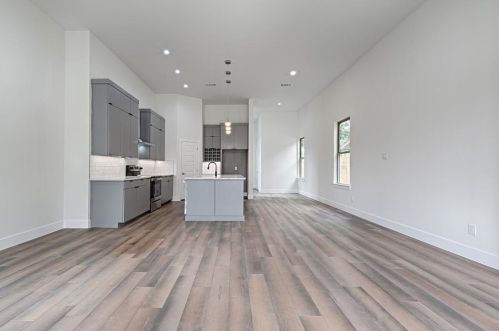 3903 Bernal Dr, Dallas TX 75212-3302 exterior