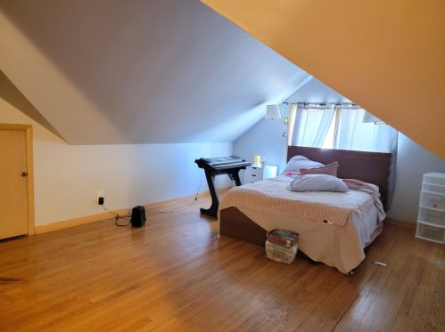 1434 97, Milwaukee WI 53214-4132 exterior