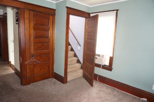 621 Locust St, Kalamazoo MI 49007-5063 exterior