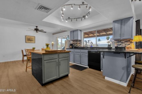 8622 40 Dr, Phoenix AZ 85019-1206 exterior