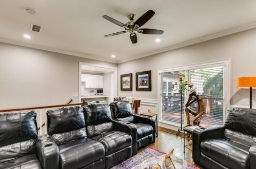 2884 Cravey Dr, Atlanta GA  30345-1420 exterior