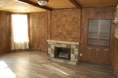 15 Division St, Pittsburgh PA 15122-1817 exterior