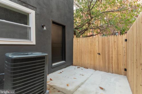 1215 23 St, Philadelphia PA 19132-3612 exterior