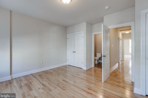 2308 Catharine St, Philadelphia PA 19143-1628 exterior