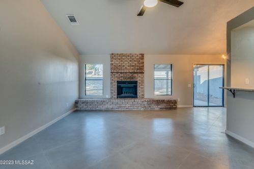 10455 Bridgestone Pl, Tucson AZ 85730-5001 exterior