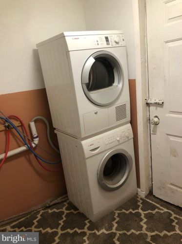 2331 Gerritt St, Philadelphia PA 19147-5821 exterior