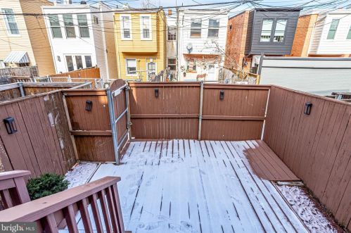 1312 Emerald St, Washington DC 20002-5431 exterior