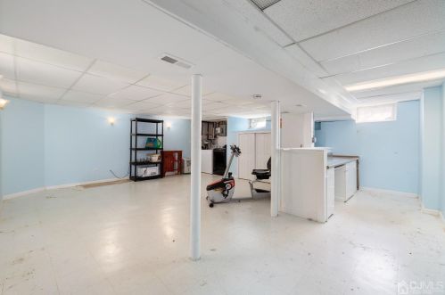 124 Exeter Ct, Piscataway NJ  08854-2178 exterior