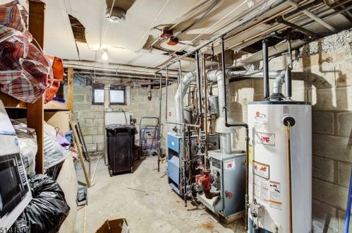 1645 Church St, Rahway NJ 07065-3424 exterior