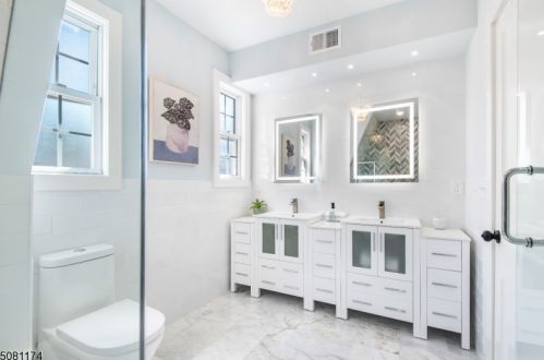 192 Gregory Pl, Town Center NJ  07052-3952 exterior