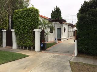 10556 Louisiana Ave, Los Angeles CA  90025-5949 exterior