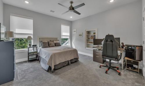 194 Bentwater Bay Dr, Montgomery TX 77356-4651 exterior