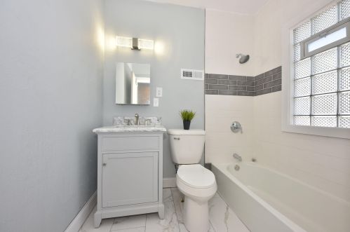 1939 18th St, Milwaukee WI  53205-1646 exterior