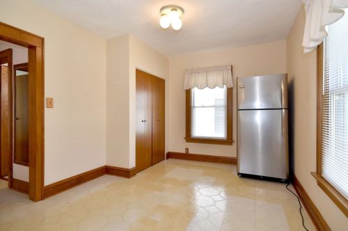 615 Saylor Ave, Elmhurst IL 60126-4305 exterior