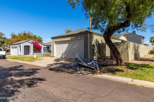 7027 43rd Way, Phoenix AZ  85042-8928 exterior