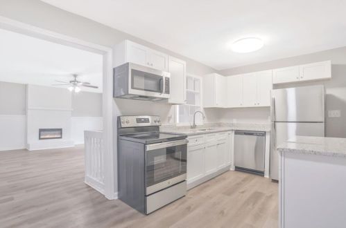 2507 Judson Ave, Atlanta GA  30344-1025 exterior