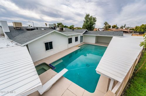 3315 Christy Dr, Phoenix AZ  85029-4230 exterior