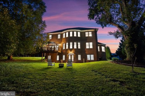 1645 Kirby Rd, Mc Lean VA  22101-3240 exterior