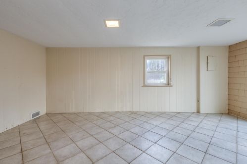 7481 School St, Concord NH  03307-0914 exterior