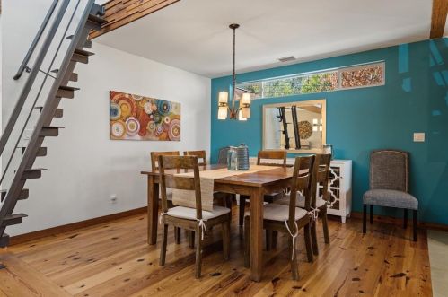 2106 14 St, Austin TX 78702-1304 exterior