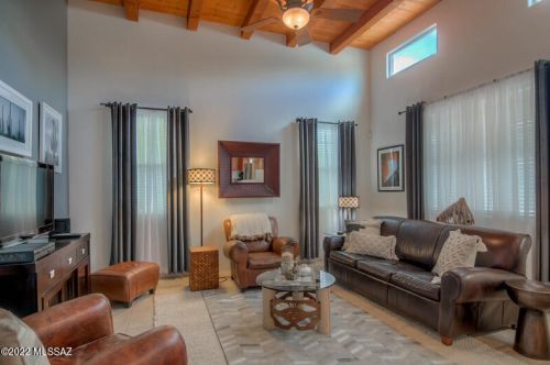 10432 Roylstons Ln, Tucson AZ 85747-5853 exterior