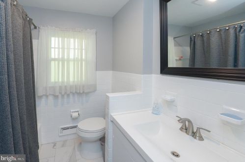 355 Stratford Ave, Camden NJ 08108-2209 exterior