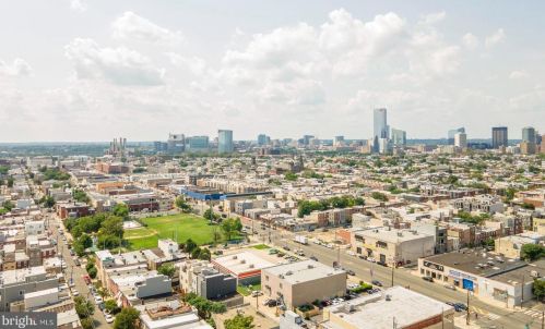 1628 Ellsworth St, Philadelphia PA 19146-2811 exterior