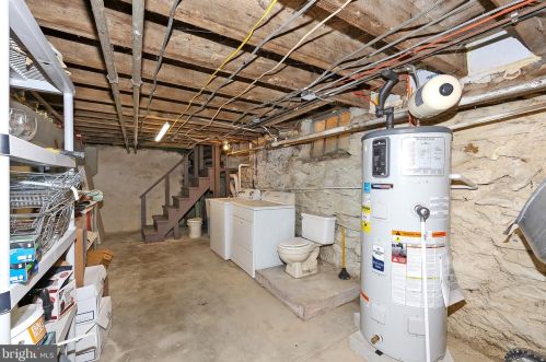 3259 Front St, Philadelphia PA 19140-5805 exterior